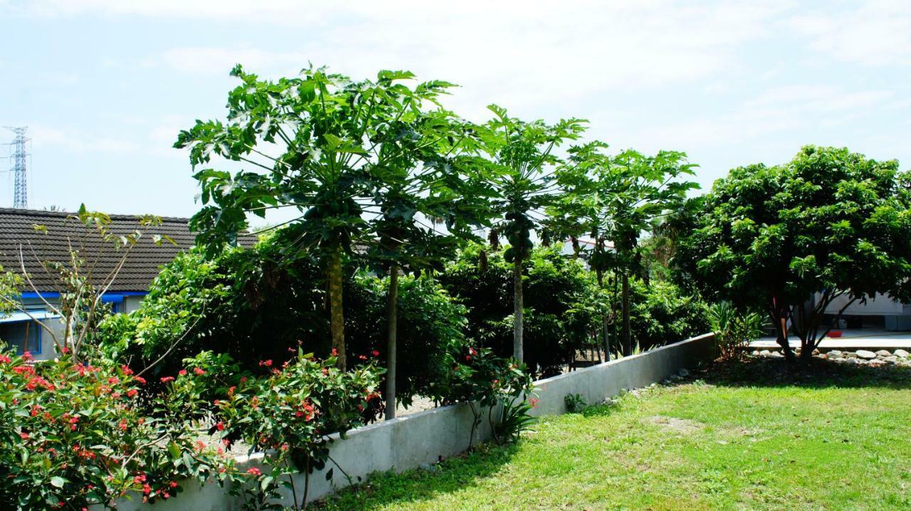 Recreation Garden B&B Taiping  Екстериор снимка